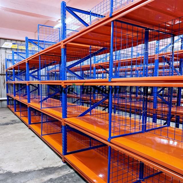 Kệ Việt Nam Thi Công Kho Hàng Kệ Sắt Trung Tải Lưng Lưới Tại Đông Anh, Hà Nội – Hoàn Thành Ngày 12/08/2025